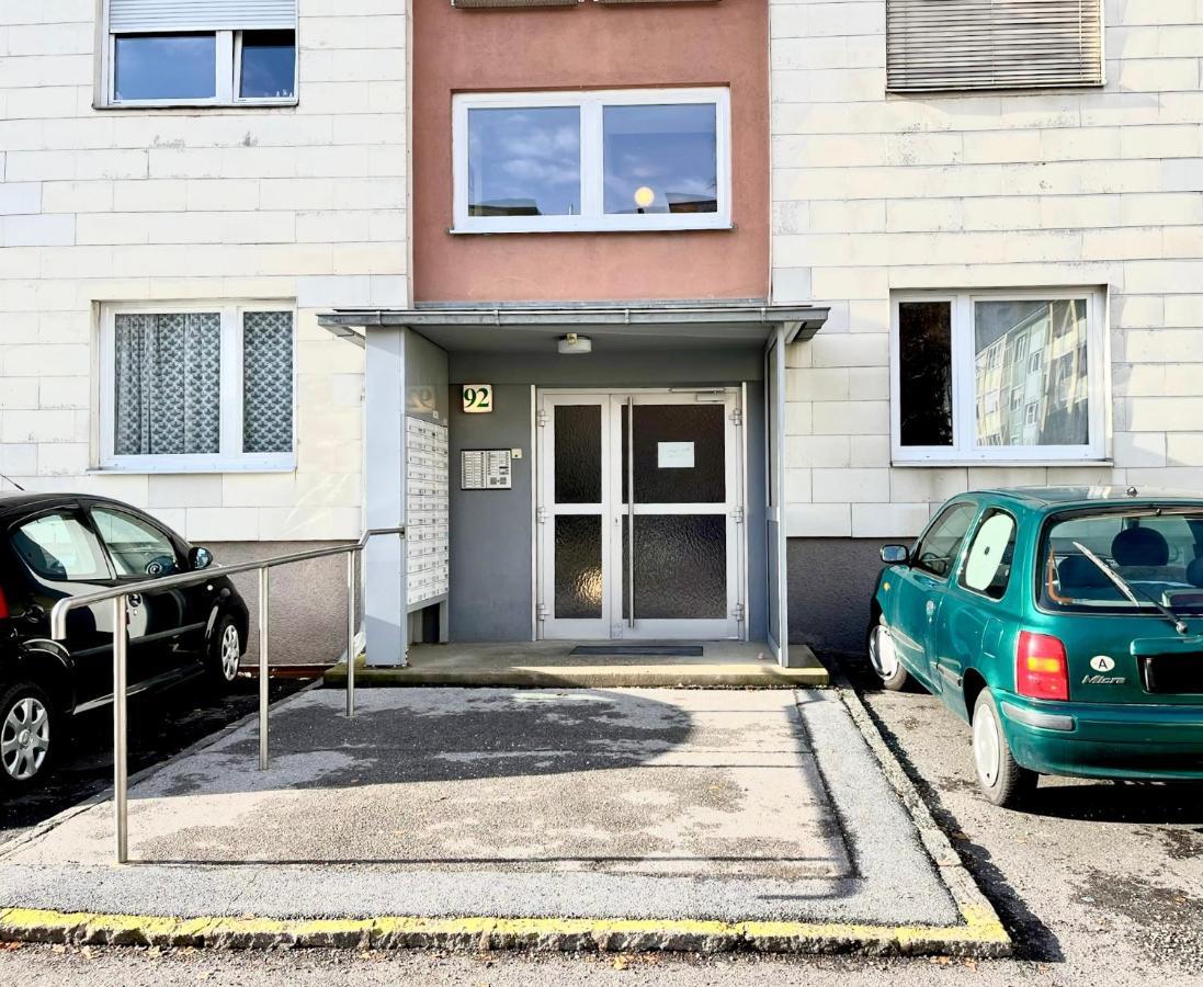 Modern Havanna Appartment Грац Экстерьер фото